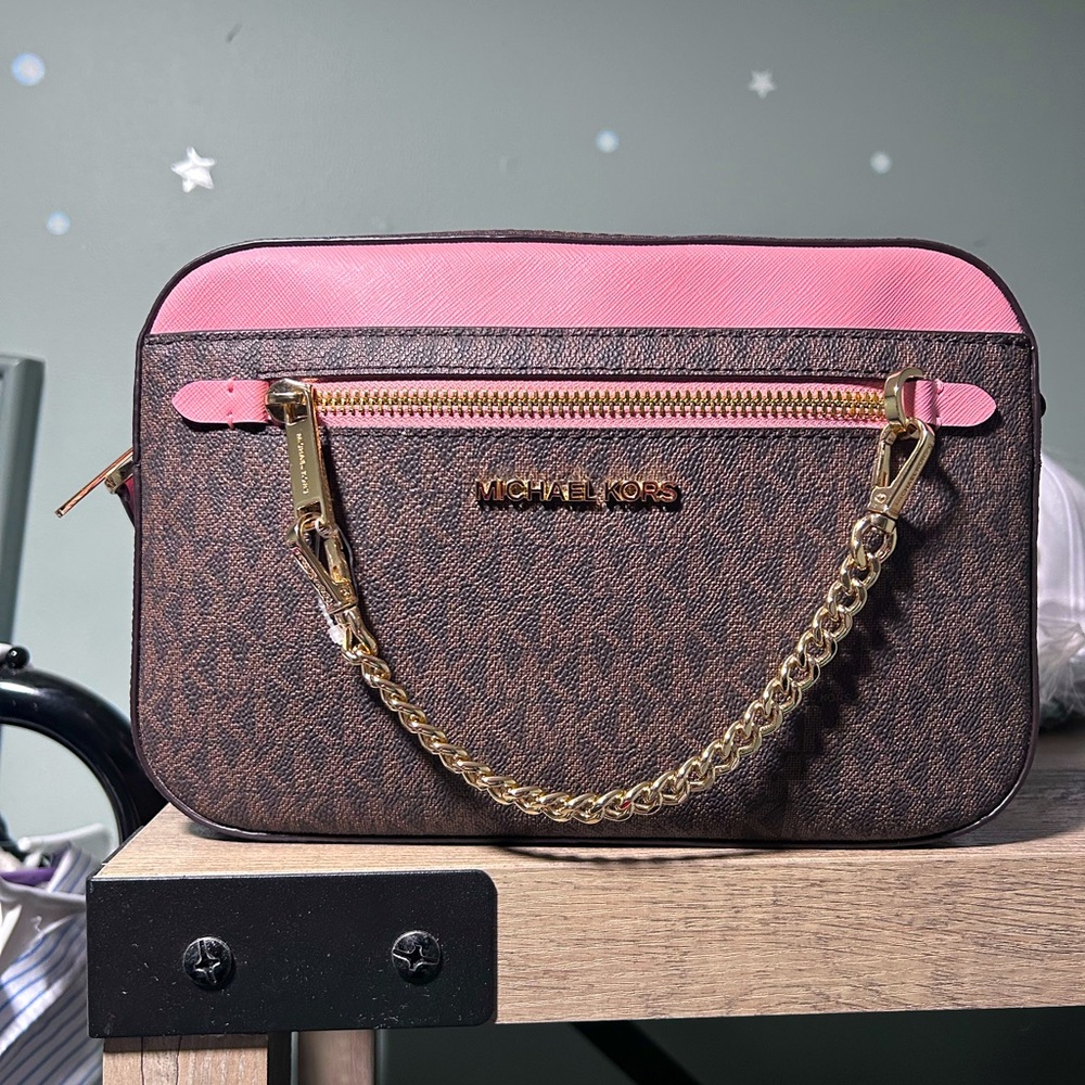 Michael Kors Jet Set with Zip Chain Crossbody
